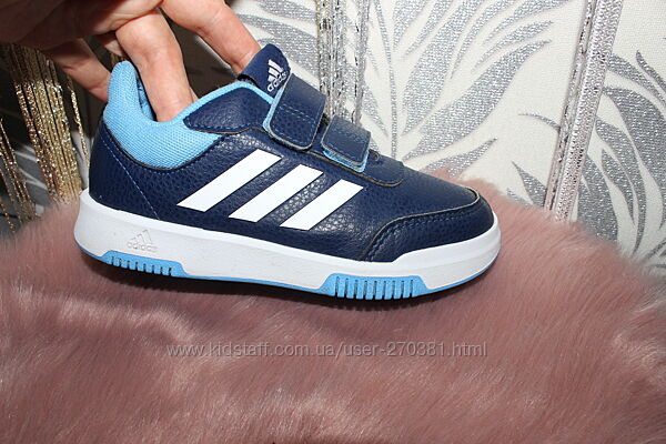 Adidas кросівки 19.5 см устілка