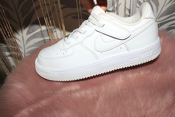Nike кросівки 23 см устілка