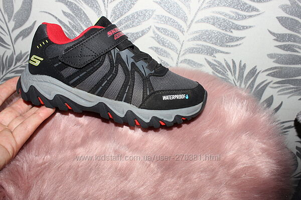 Skechers кросівки 20.7 см устілка