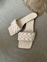 Шлепанцы женские