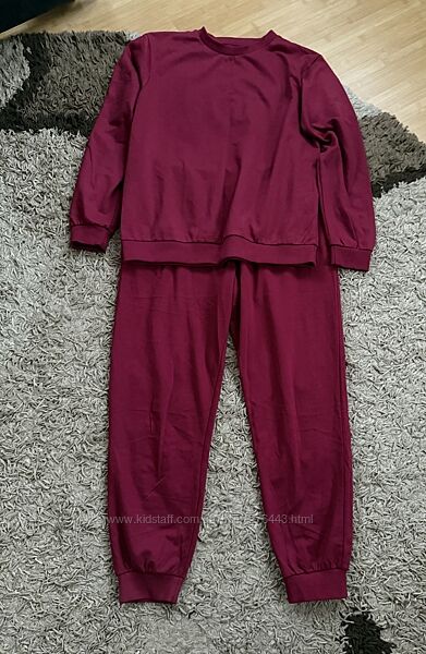 Прогулянковий костюм